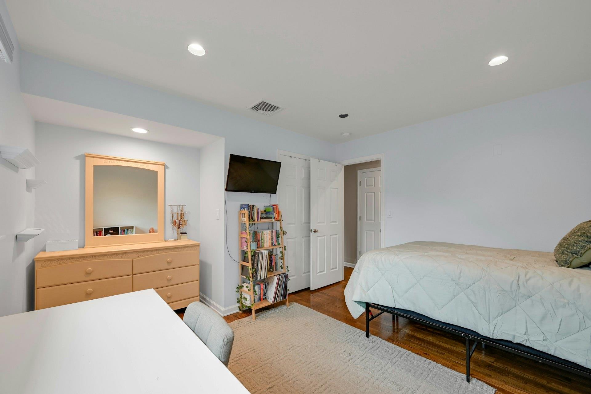 7 Van Orden Avenue, Suffern, New York image 22
