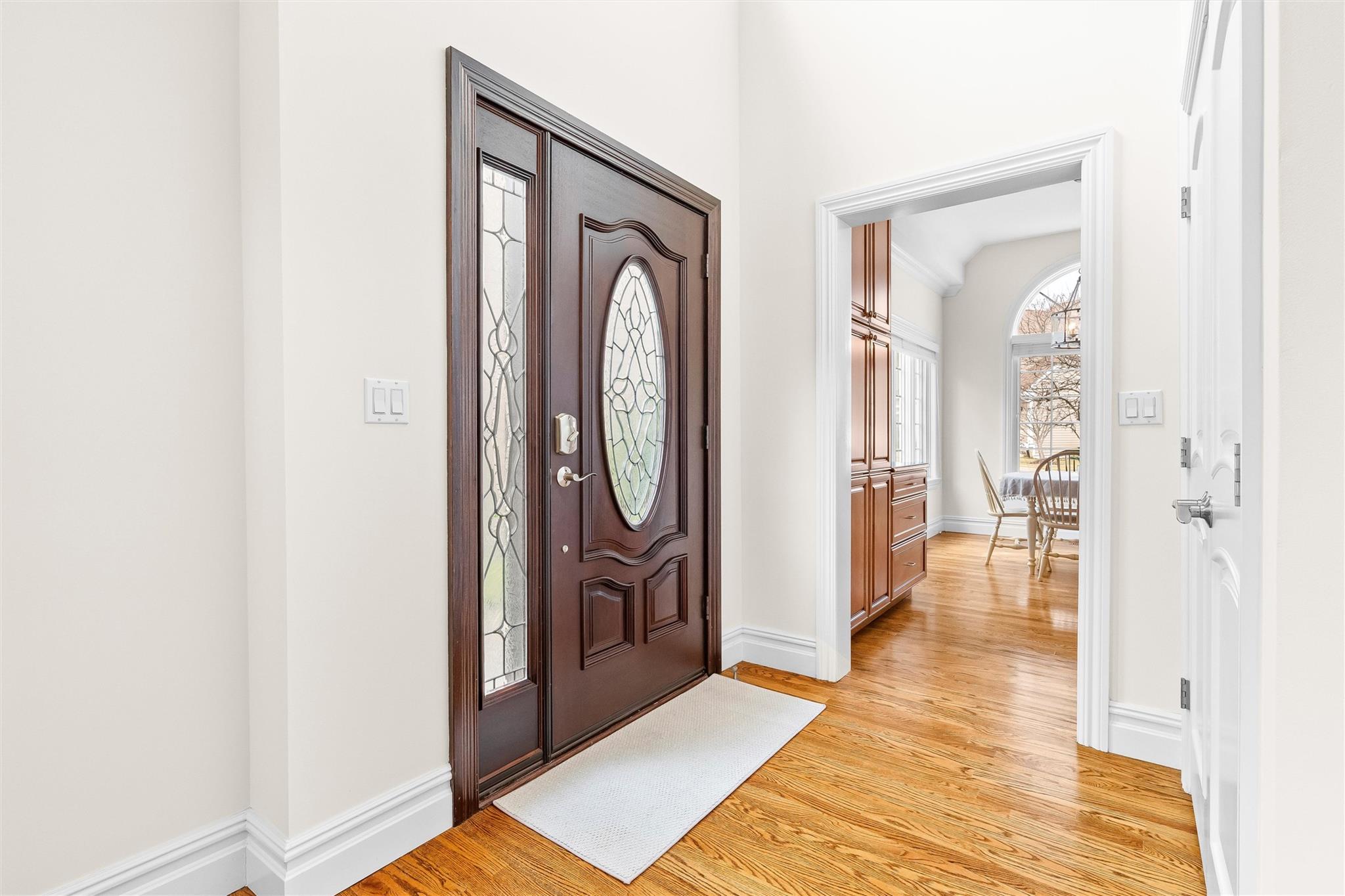 32 Michael Roberts Court, Pearl River, New York image 4