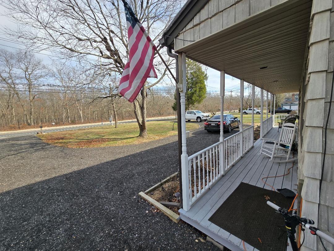 484 Bicycle Path, Port Jefferson Station, New York image 4