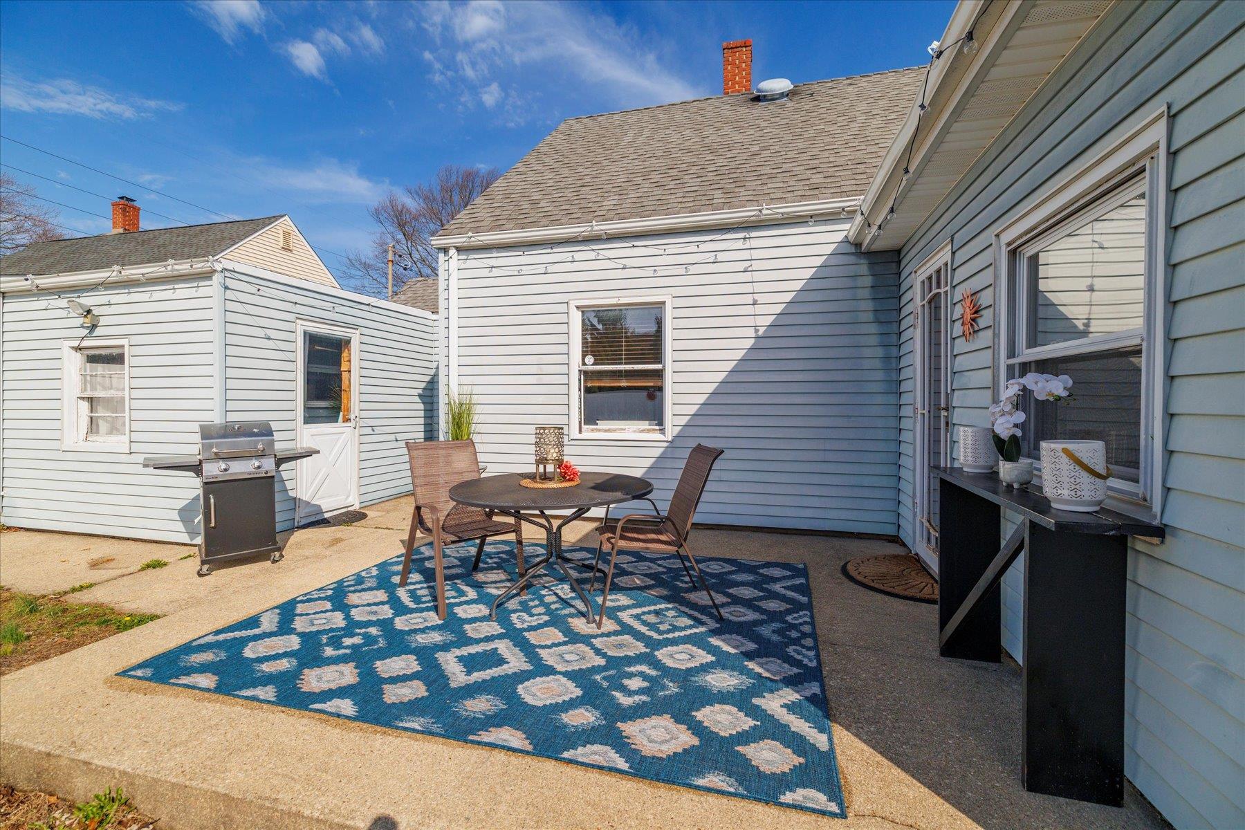 215 Jerome Avenue, Carle Place, New York image 25