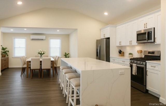 19 Primrose Avenue W