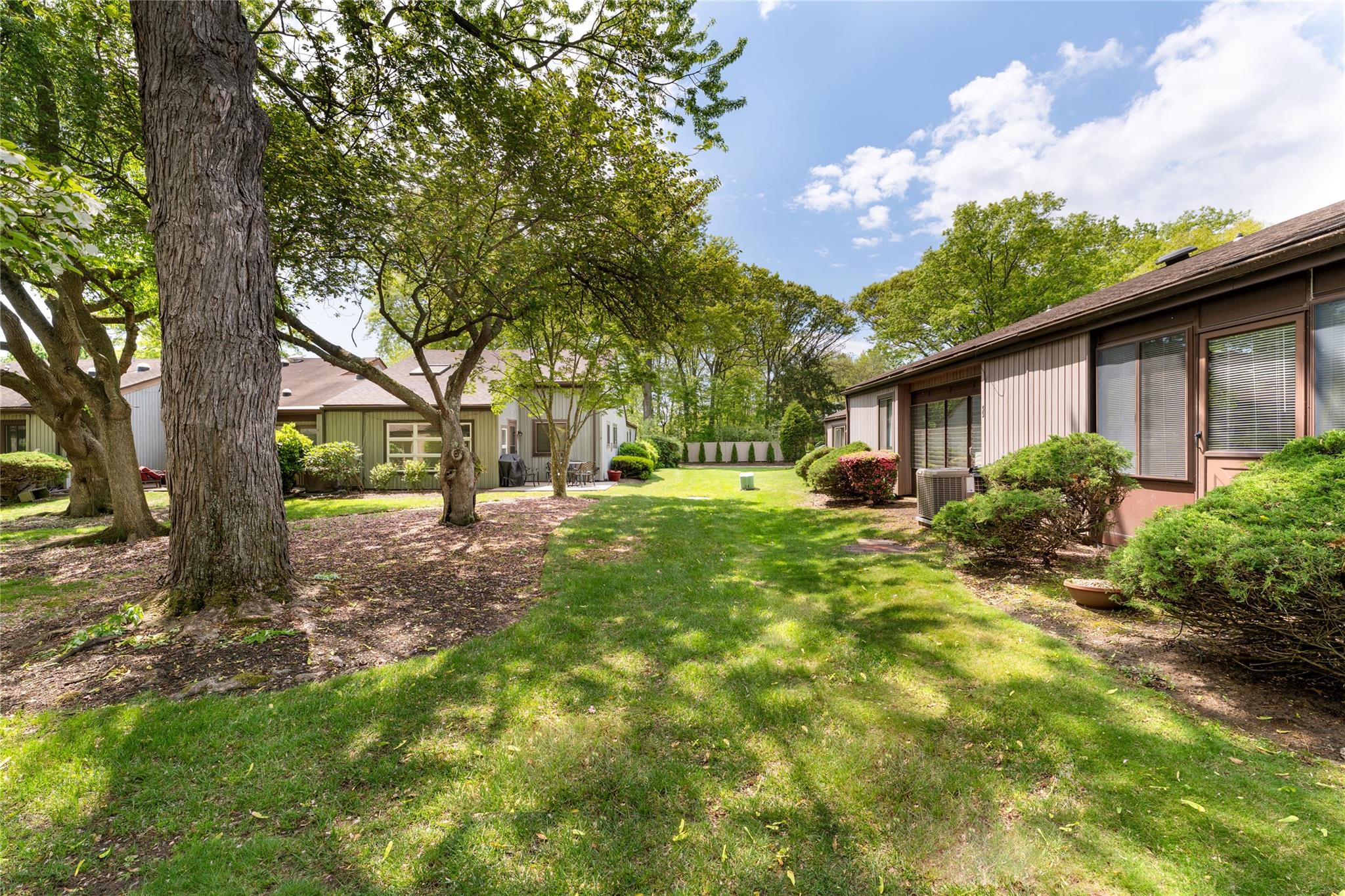 51 Strathmore Gate Drive, Stony Brook, New York image 15