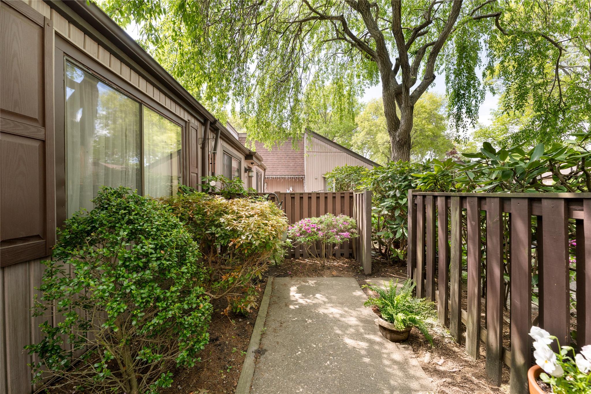 51 Strathmore Gate Drive, Stony Brook, New York image 17