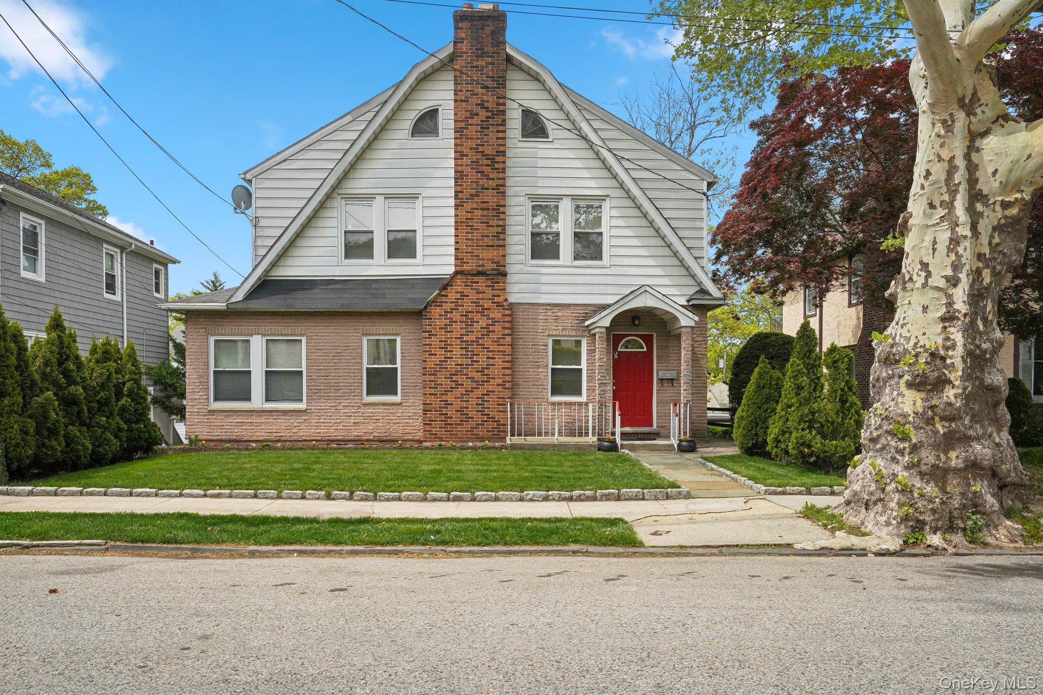 169 Devoe Avenue