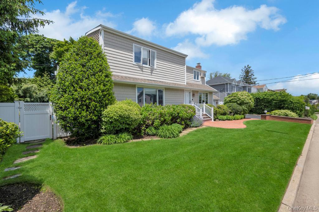 20 Northern Parkway E