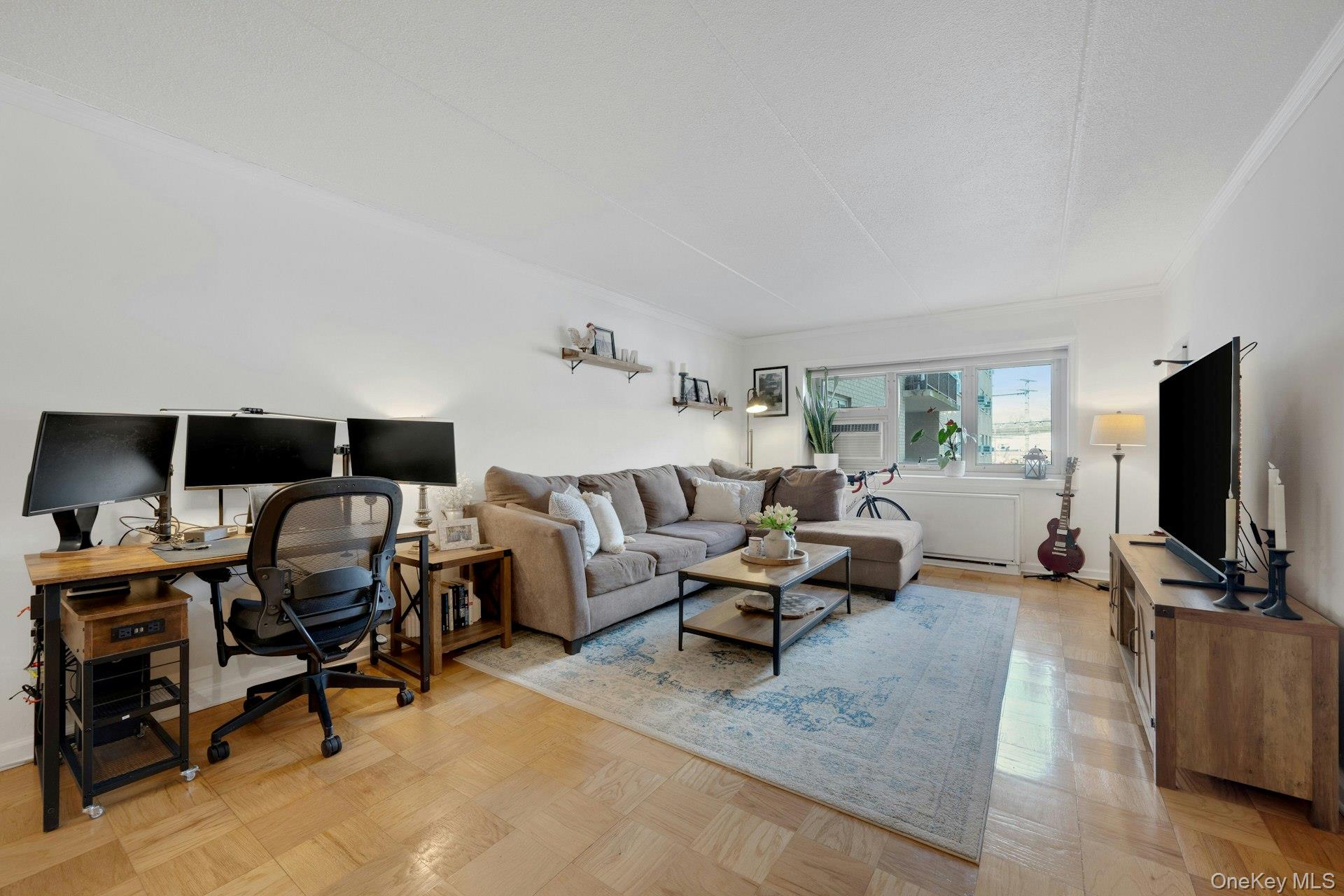 480 Halstead Avenue 2J