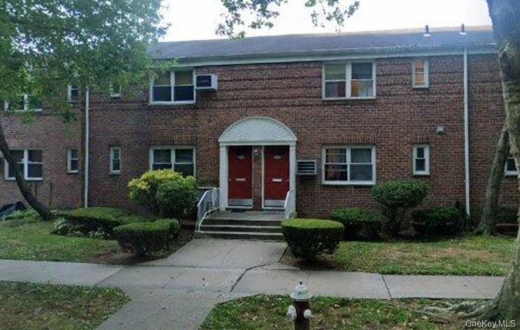 Photo of 230-06 Kingsbury Avenue #B, Oakland Gardens, NY 11364 (MLS # 1063305)