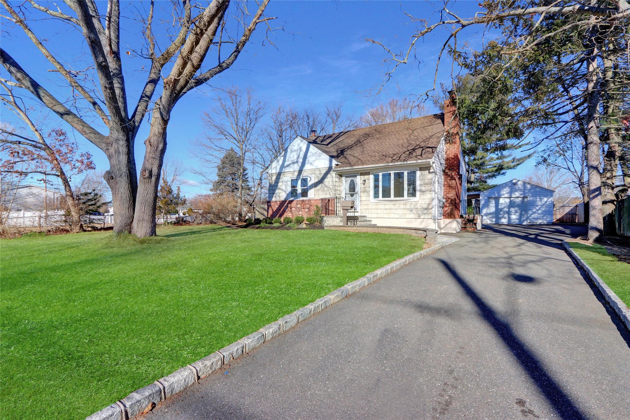 93 Peterson Street, Brentwood, New York image 3