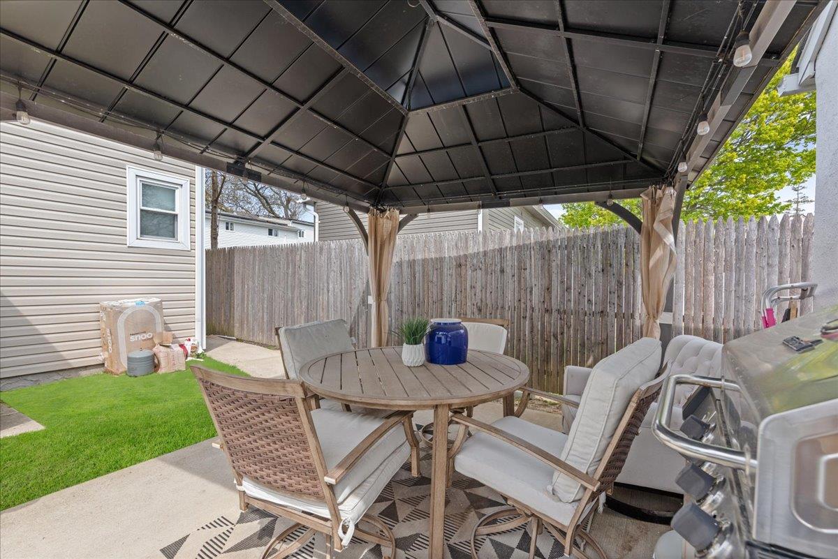 170 Cabota Avenue, Copiague, New York image 26