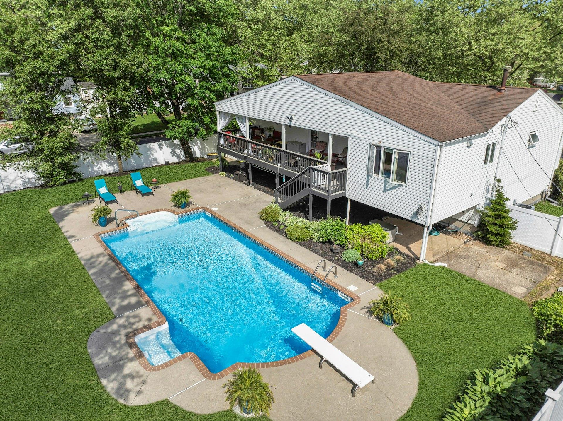 21 Pomper Drive, East Northport, New York image 30