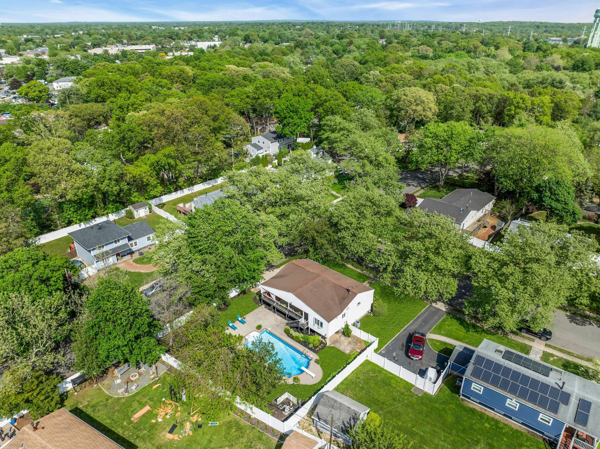 21 Pomper Drive, East Northport, New York image 34