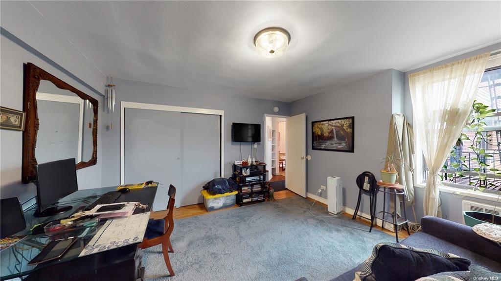33-06 92 St #5R, Jackson Heights, New York image 9