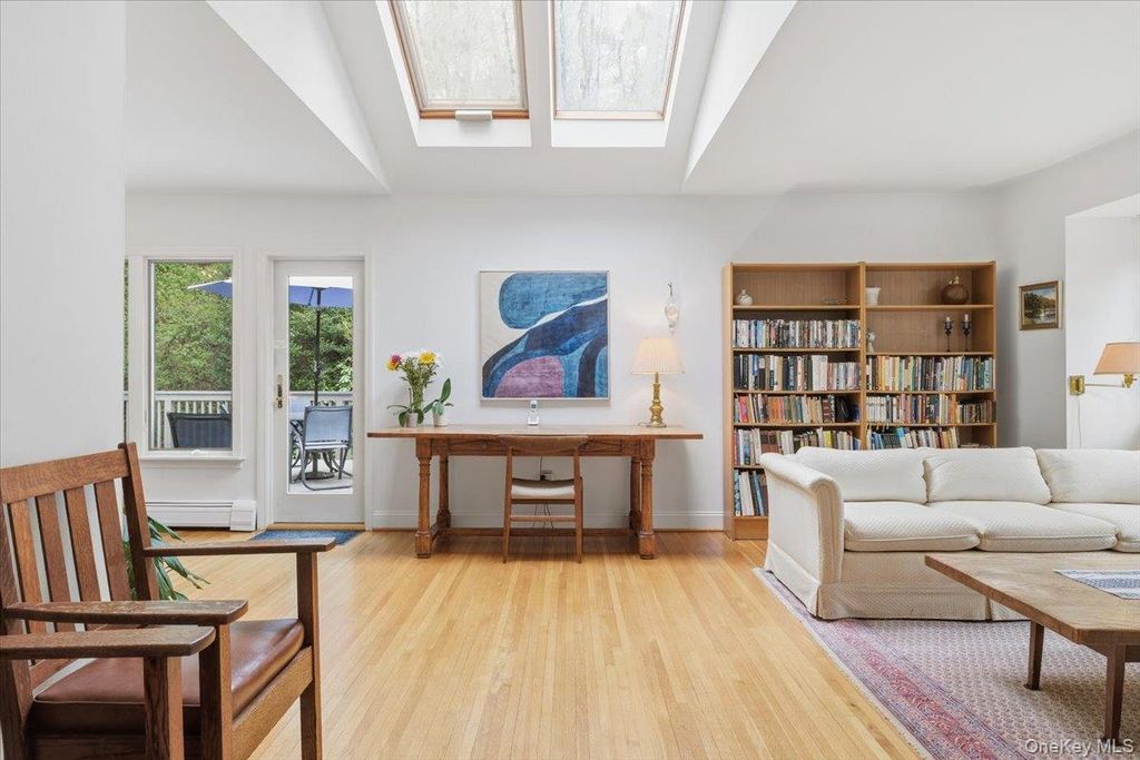 Photo of 300 E Main Street, Centerport, NY 11721 (MLS # 987611)