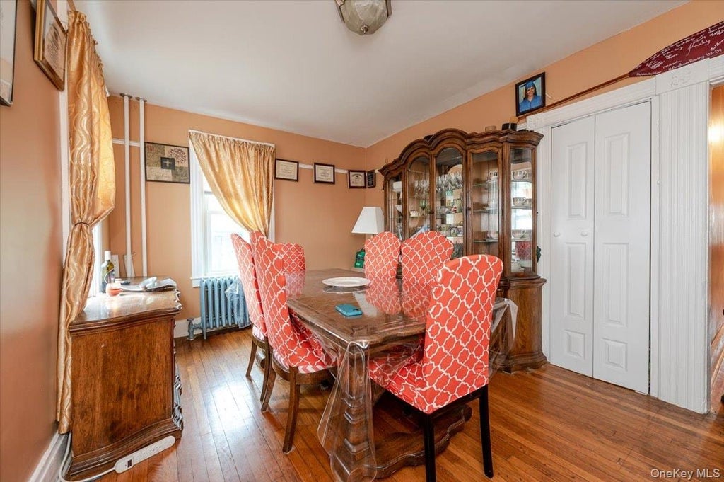 Photo of 37 Prospect Avenue, Glen Cove, NY 11542 (MLS # 1068043)