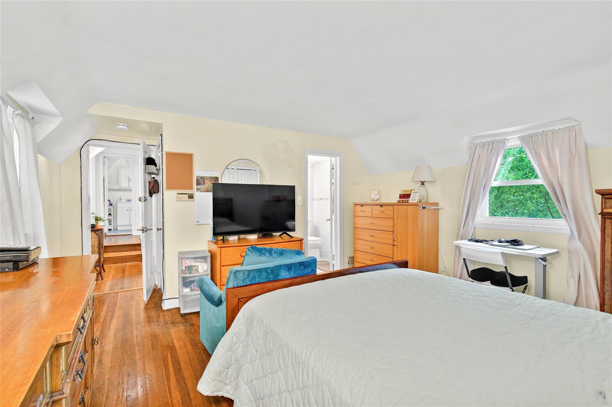 640 Old Kensico Road, White Plains, New York image 27