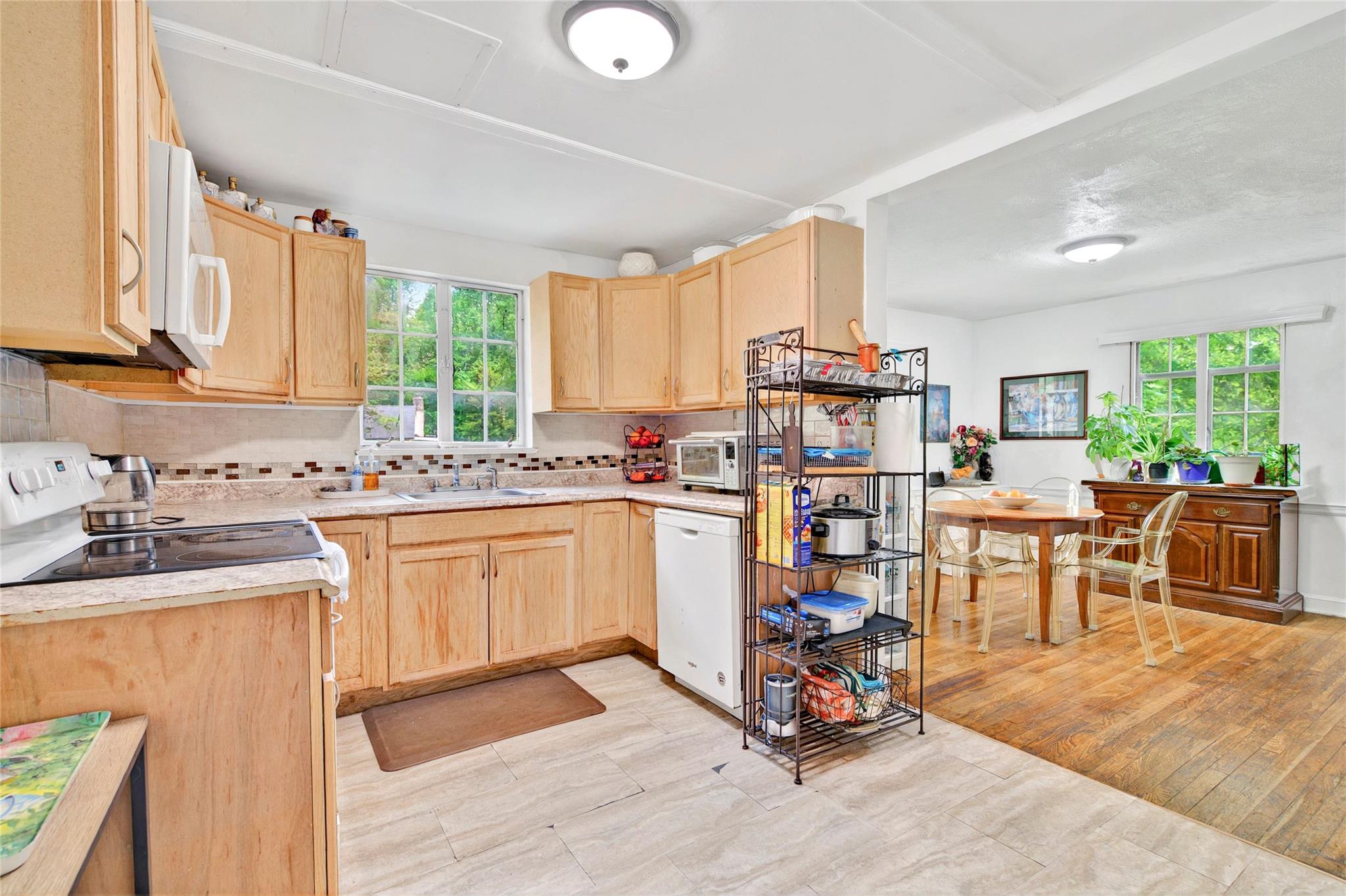 640 Old Kensico Road, White Plains, New York image 13