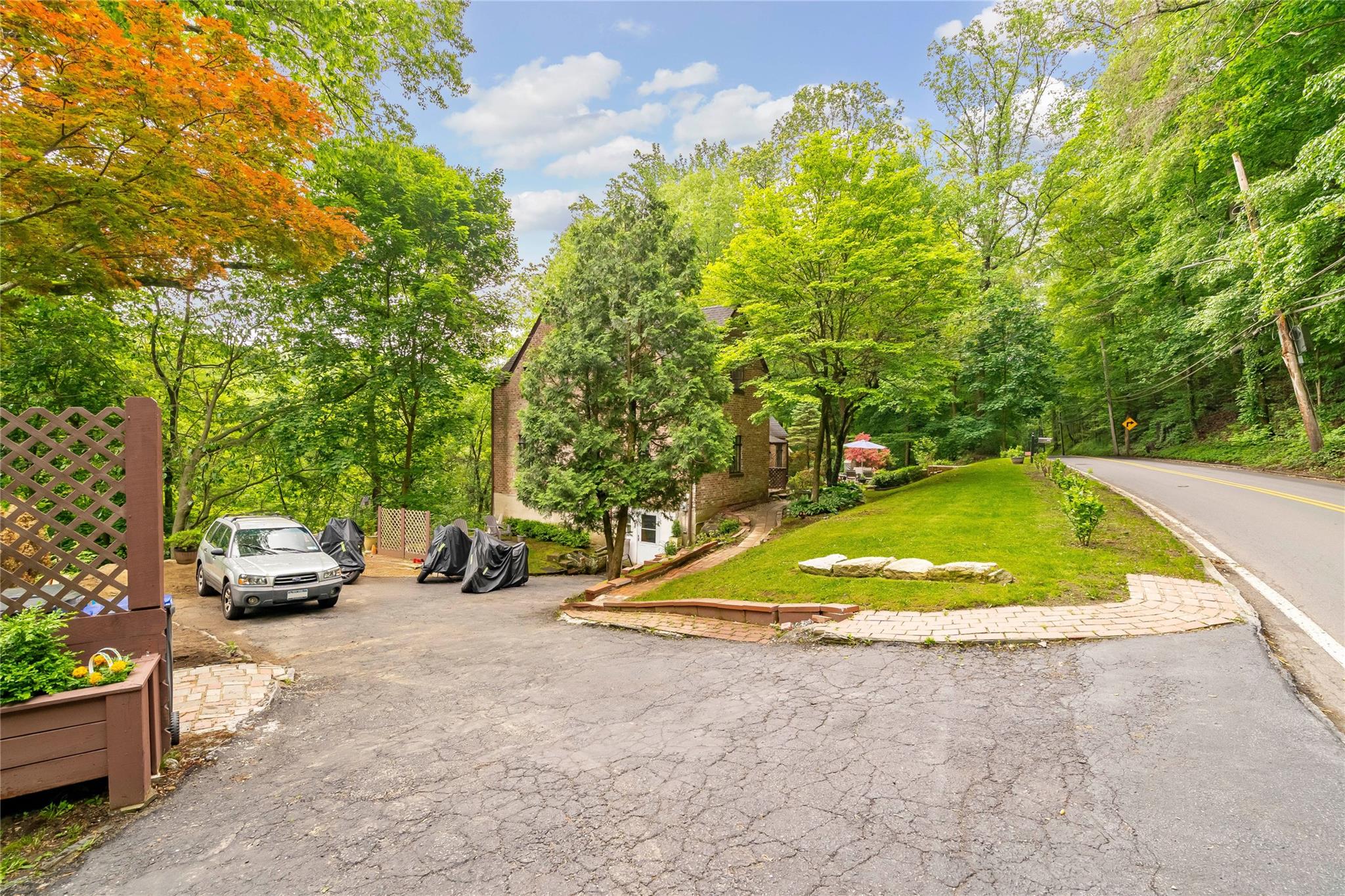 640 Old Kensico Road, White Plains, New York image 21