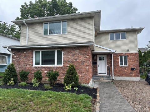 Multifamily For Rent - 32 Marwood Road #A<br/> Port Washington, NY 11050