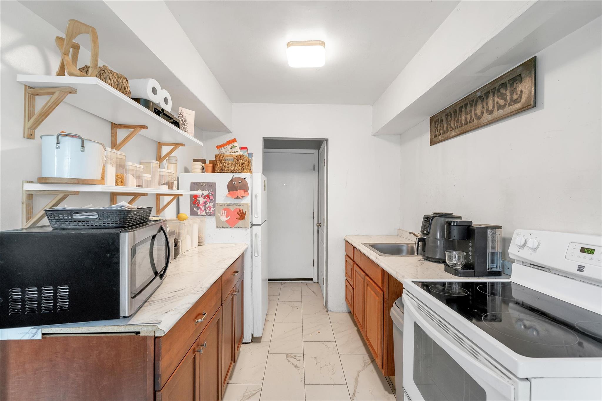 43 Kenwood Drive #3, New Windsor, New York image 2