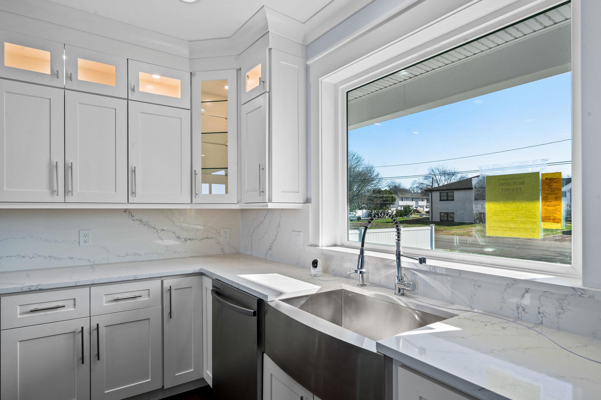72 Grandview Drive, Shirley, New York image 36