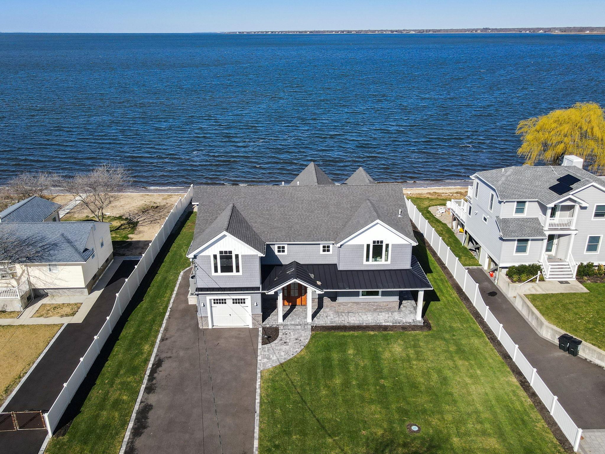 72 Grandview Drive, Shirley, New York image 1