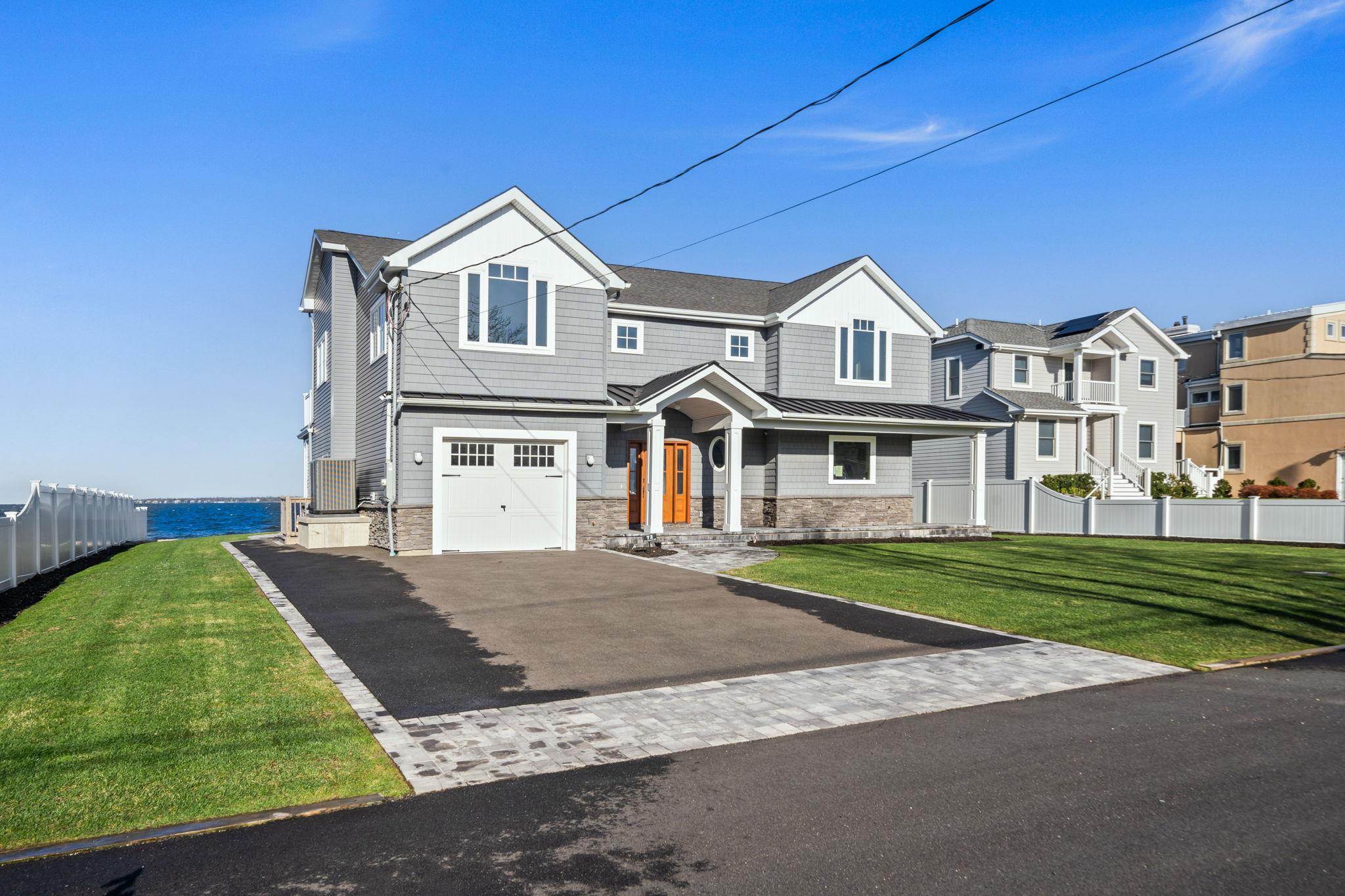 72 Grandview Drive, Shirley, New York image 5