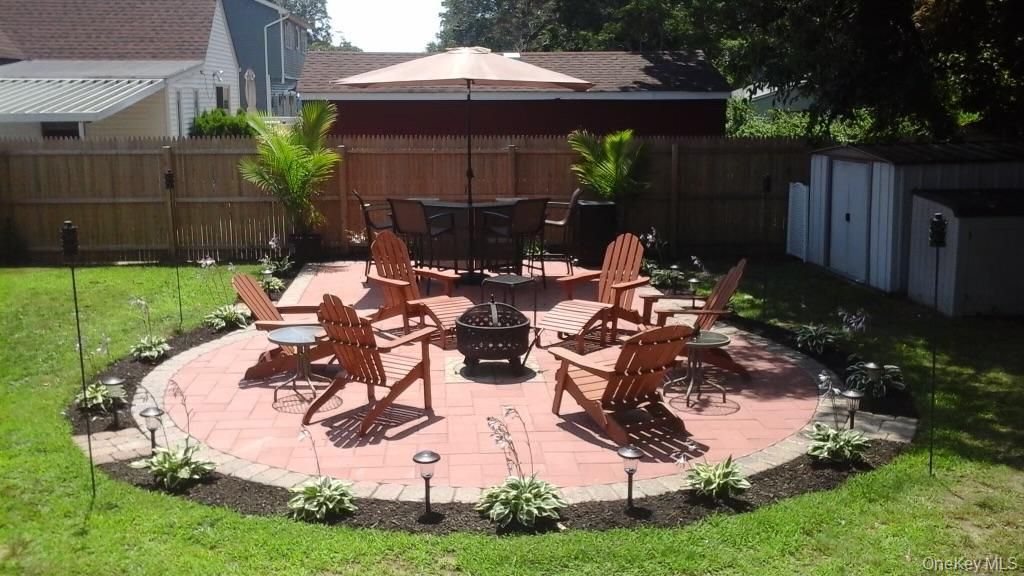Photo of 388 1st Avenue, Bayport, NY 11705 (MLS # 1003209)
