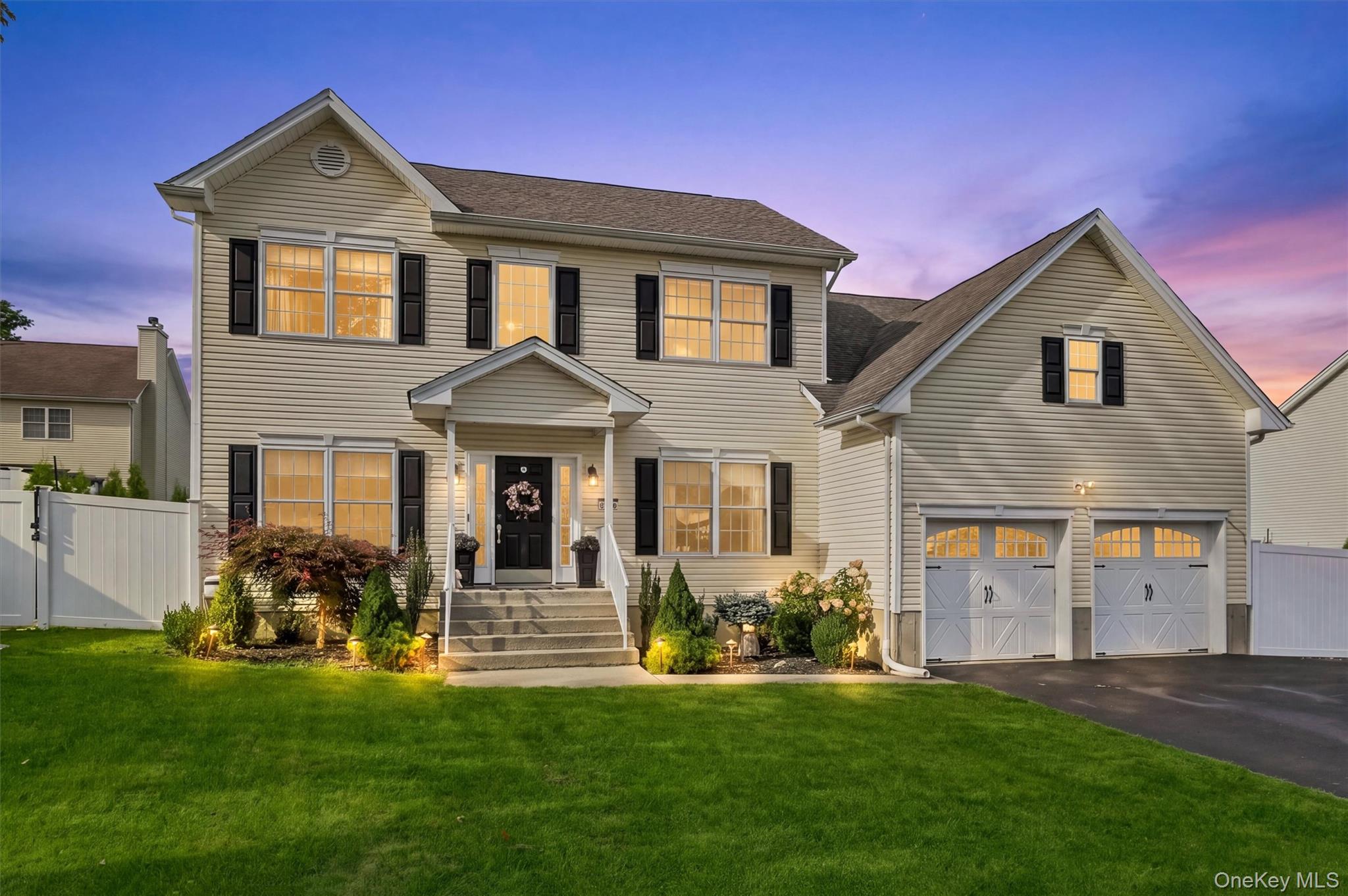 2726 Colonial Drive