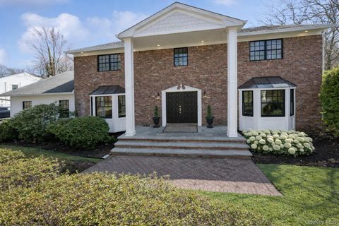 21 Sleepy Lane Melville NY 11747