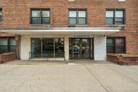 Homes For Sale - 143-30 Roosevelt Avenue #3L<br/> Flushing, NY 11354