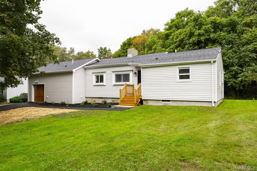 Photo of 15 Balsam Road, Hyde Park, NY 12538 (MLS # 1056453)