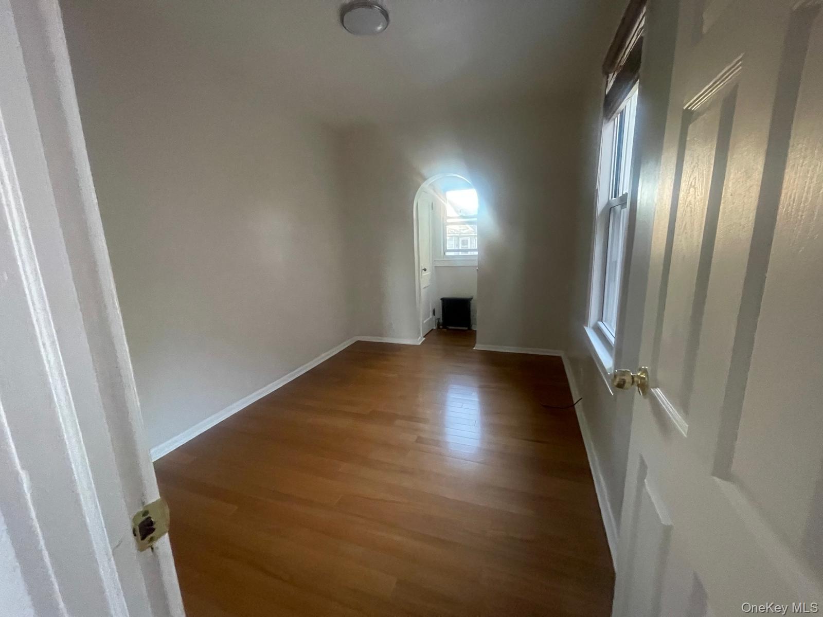 8513 89th Street - Photo 3