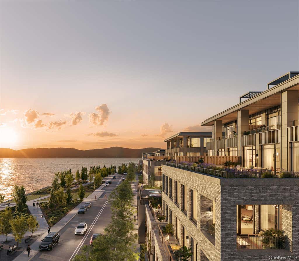 Photo of 4 Lighthouse Landing #PH522, Sleepy Hollow, NY 10591 (MLS # 1011207)