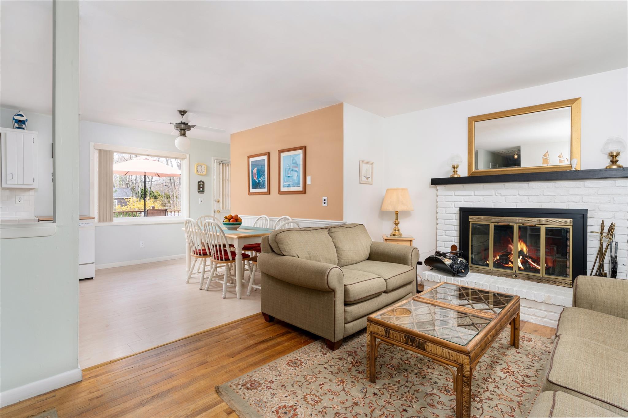 16 Middle Road, Hampton Bays, New York image 9