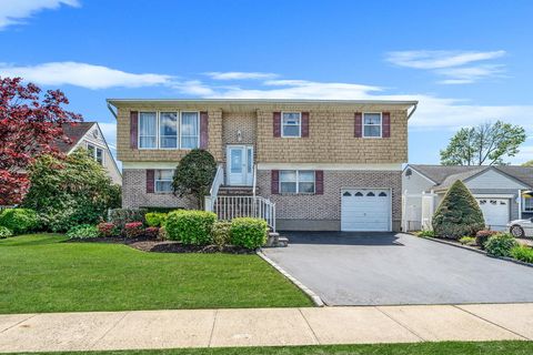 41 Lafayette Avenue, Bethpage, NY 11714 - MLS#: 859583