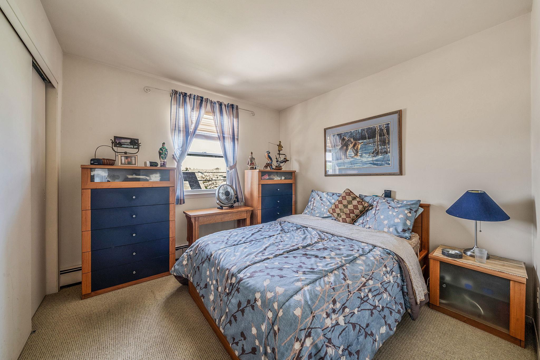 41 Lafayette Avenue, Bethpage, New York image 12