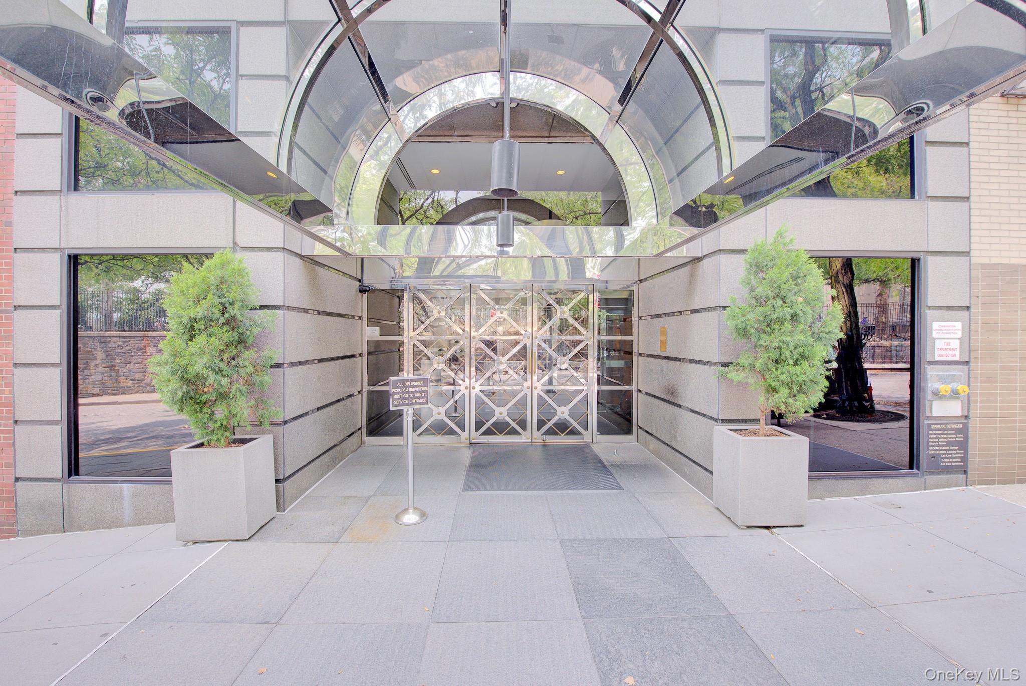 530 E 76th Street 34/35