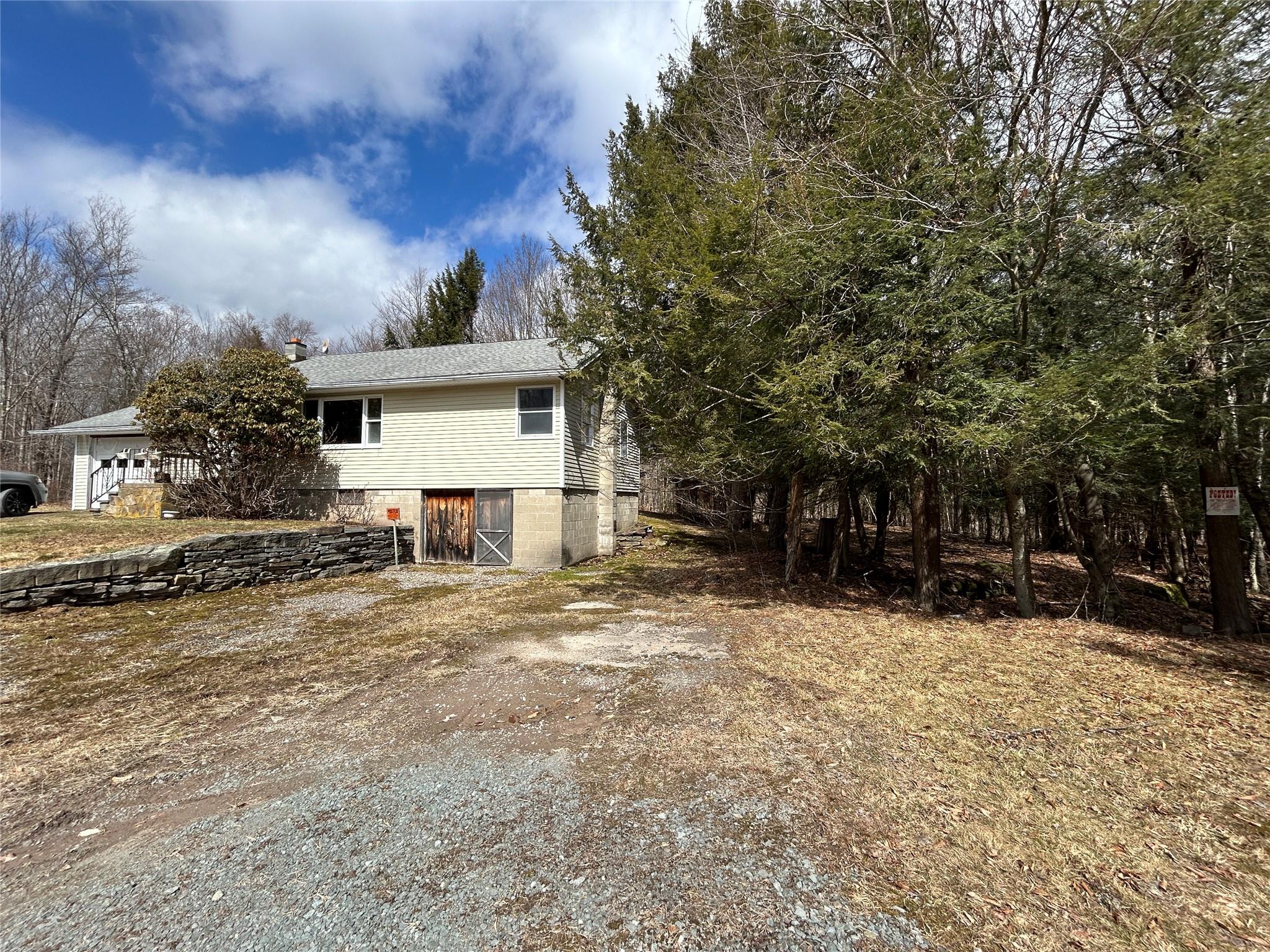 123 Schleiermacher Road, Livingston Manor, New York image 2