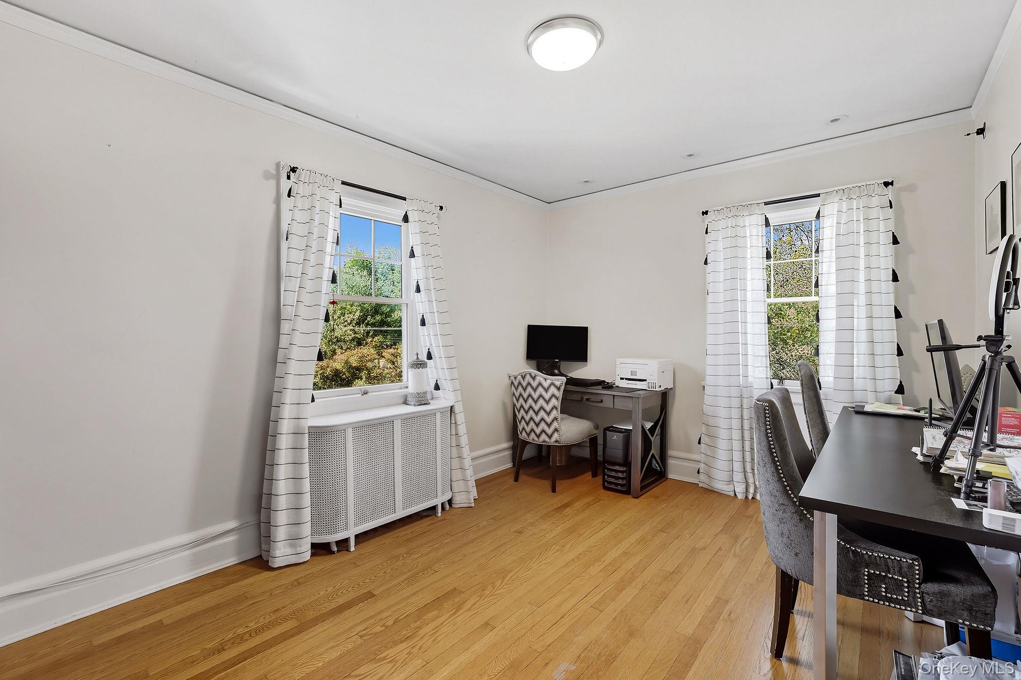 White Plains, New York 10603, United States, 5 Bedrooms Bedrooms, ,3 BathroomsBathrooms,Residential,Active,215470