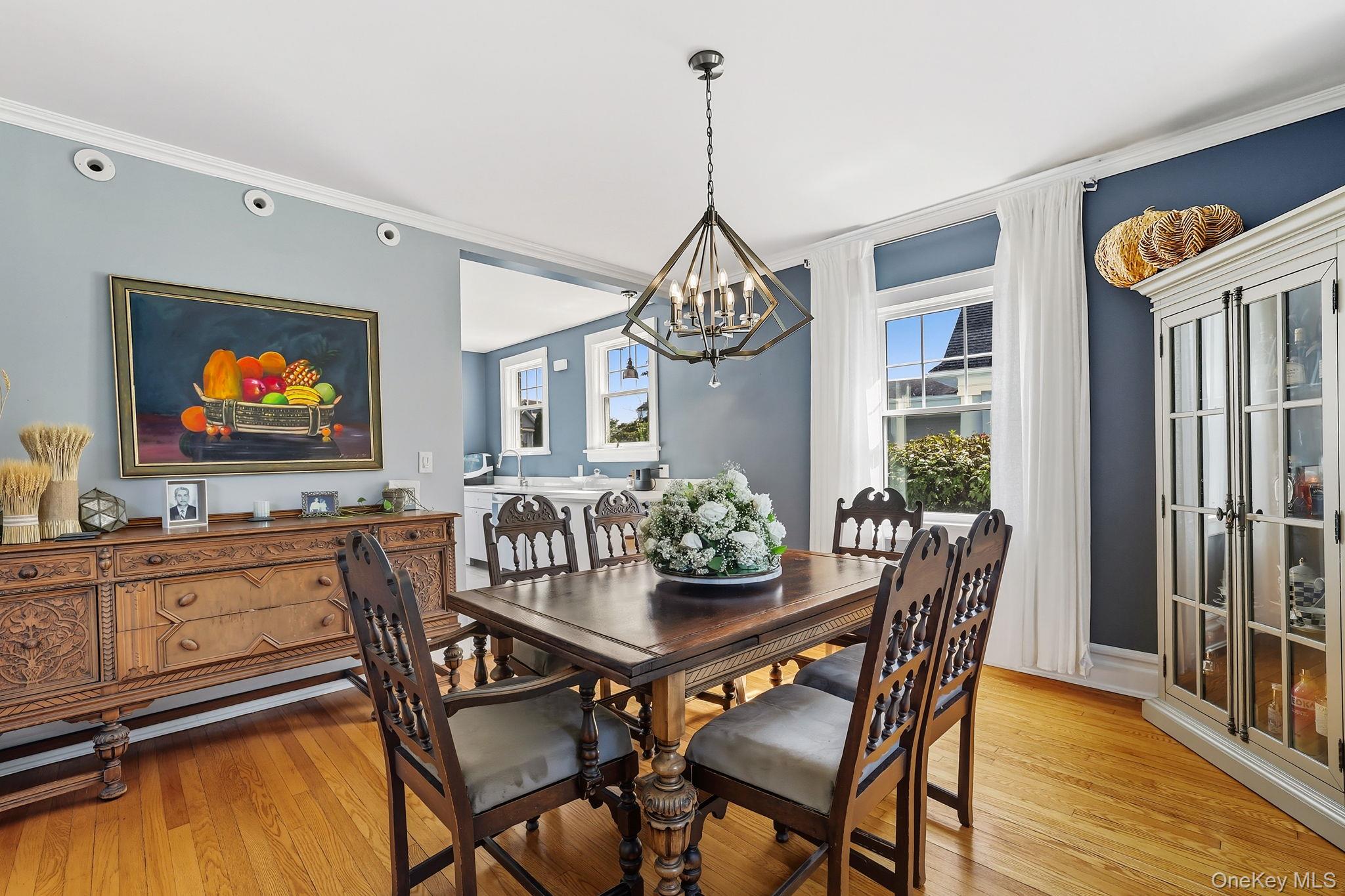 White Plains, New York 10603, United States, 5 Bedrooms Bedrooms, ,3 BathroomsBathrooms,Residential,Active,215470