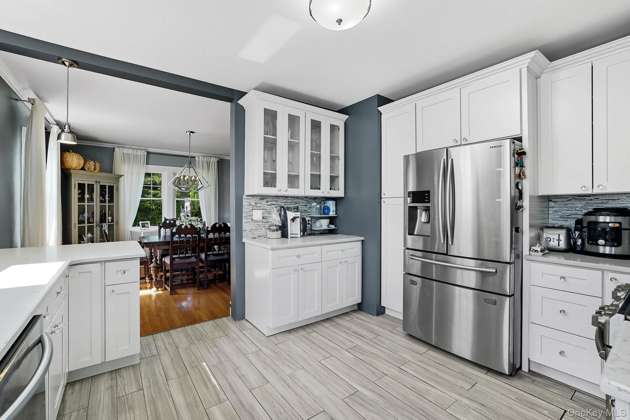 White Plains, New York 10603, United States, 5 Bedrooms Bedrooms, ,3 BathroomsBathrooms,Residential,Active,215470