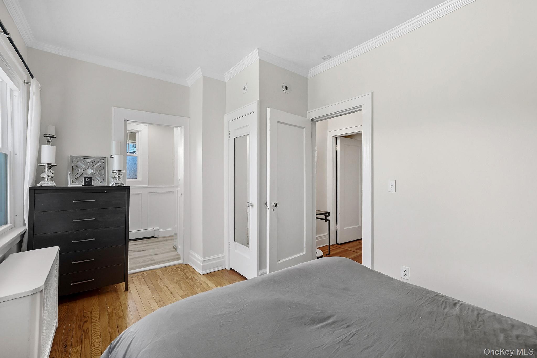 White Plains, New York 10603, United States, 5 Bedrooms Bedrooms, ,3 BathroomsBathrooms,Residential,Active,215470