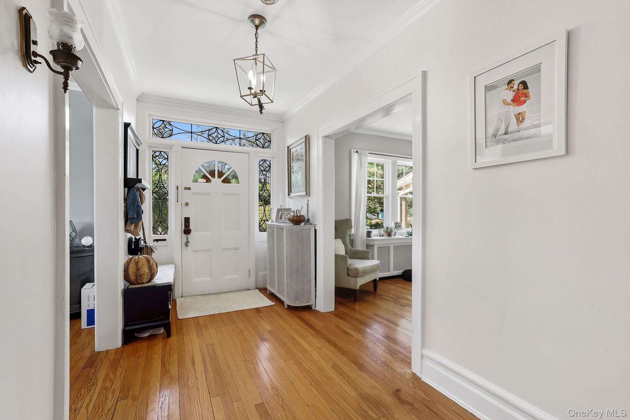 White Plains, New York 10603, United States, 5 Bedrooms Bedrooms, ,3 BathroomsBathrooms,Residential,Active,215470