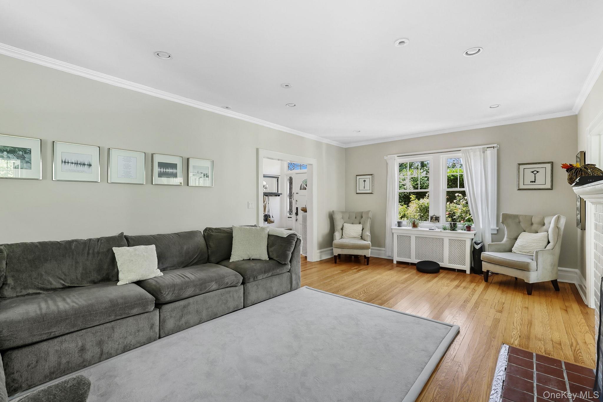 White Plains, New York 10603, United States, 5 Bedrooms Bedrooms, ,3 BathroomsBathrooms,Residential,Active,215470