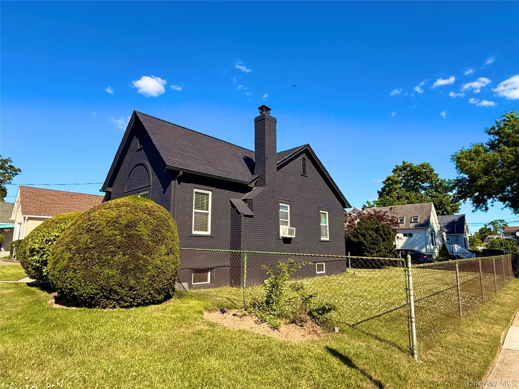 Photo of 43 Elinor Place, Freeport, NY 11520 (MLS # 1063385)