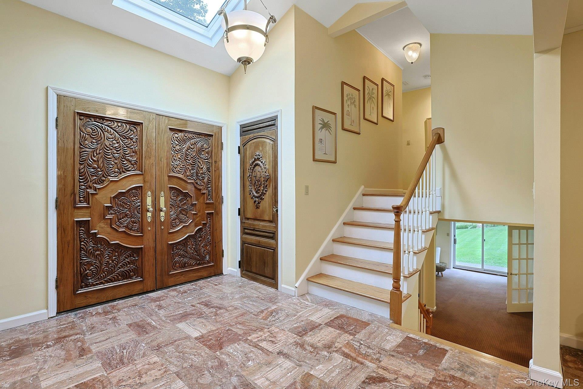 77 Central Drive