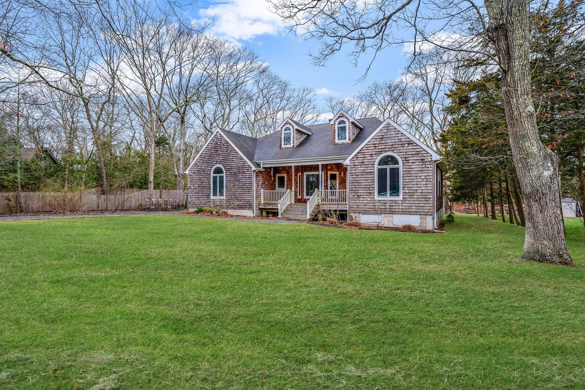 64 Turtle Cove Drive, Southampton, New York image 3