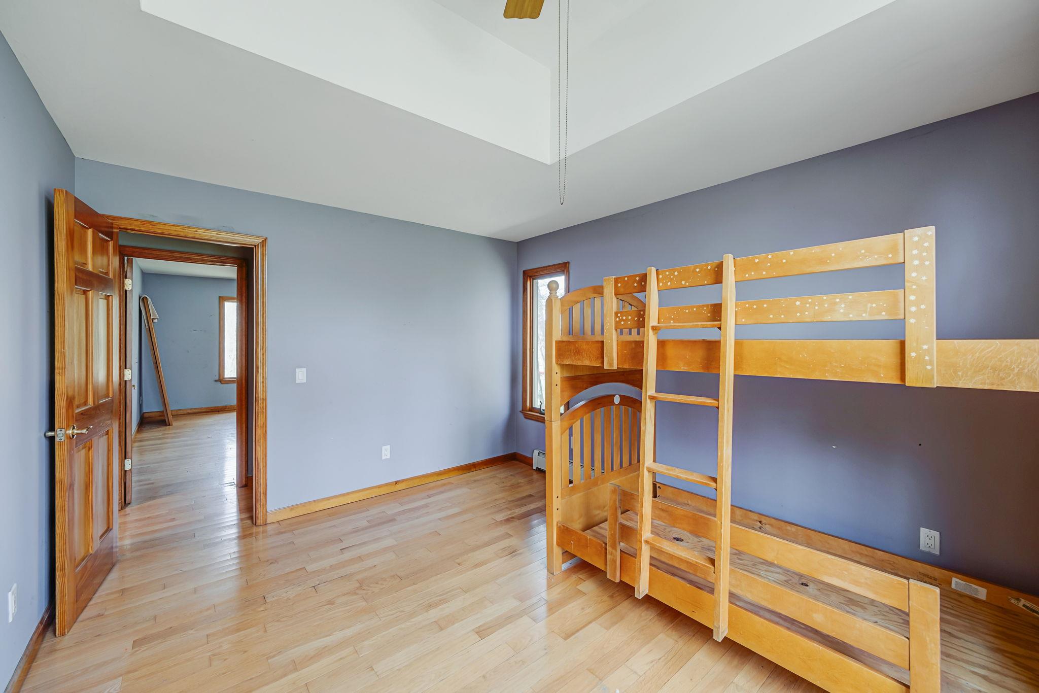 64 Turtle Cove Drive, Southampton, New York image 30