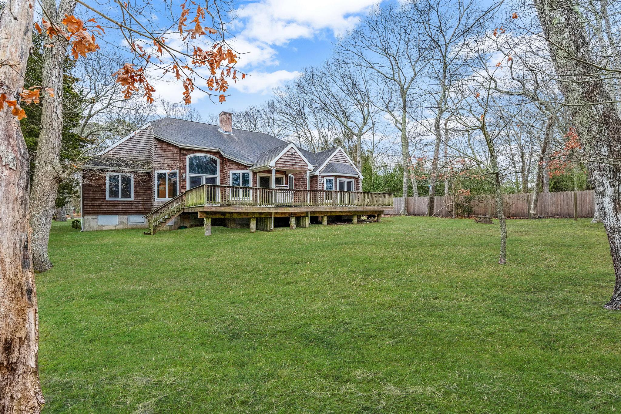 64 Turtle Cove Drive, Southampton, New York image 10