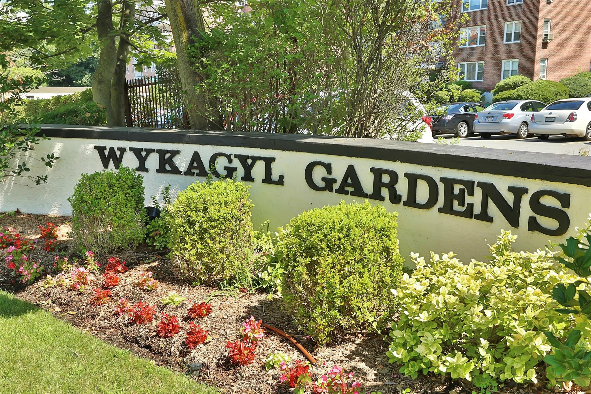 1273 North Avenue #1AB, New Rochelle, Florida image 1